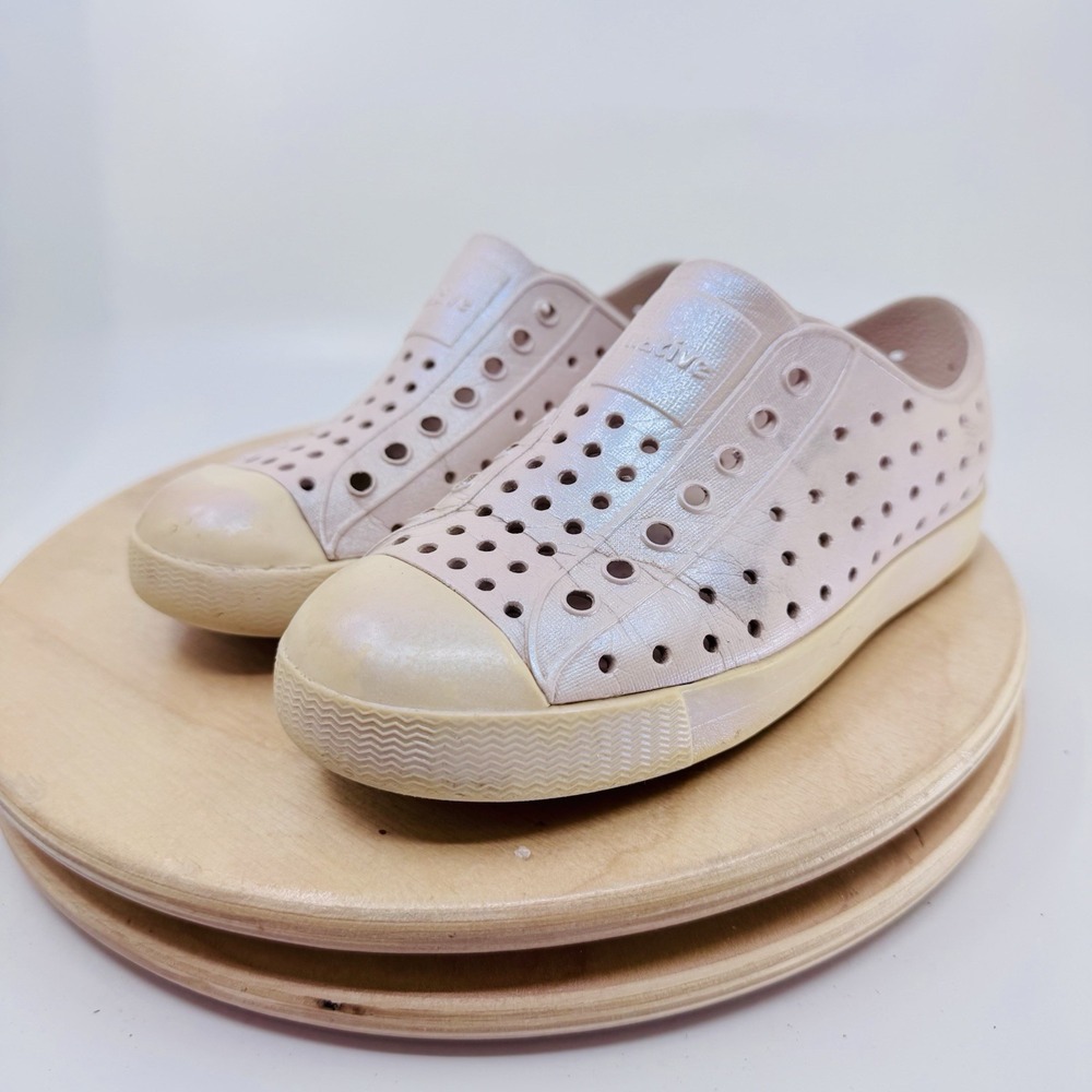 Native Jefferson Shoes Pink Girls Size c 12 c12 Slip On Water Casual